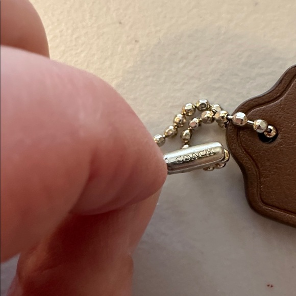 Coach Tan Leather Hangtag - Picture 2 of 3